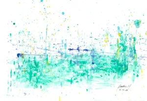 Esperanza, acuarela sobre papel de Geraldine Marquez. Composición abstracta horizontal dominada por tonos verde menta y turquesa en la mitad inferior, que se aclara hacia un fondo blanco salpicado de gotas azules, verdes y amarillas en la parte superior. Delgadas líneas azul oscuro trazadas horizontalmente atraviesan el centro de la obra. Numerosas salpicaduras y goteos verticales de pintura, en verde, azul y amarillo, generan una textura similar a la lluvia o a burbujas ascendiendo. Obra firmada por la artista en la esquina inferior derecha.